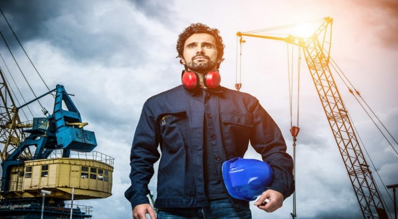 從市場需求看，棚原材料消耗管價格將進入峰值弧頂區(qū)